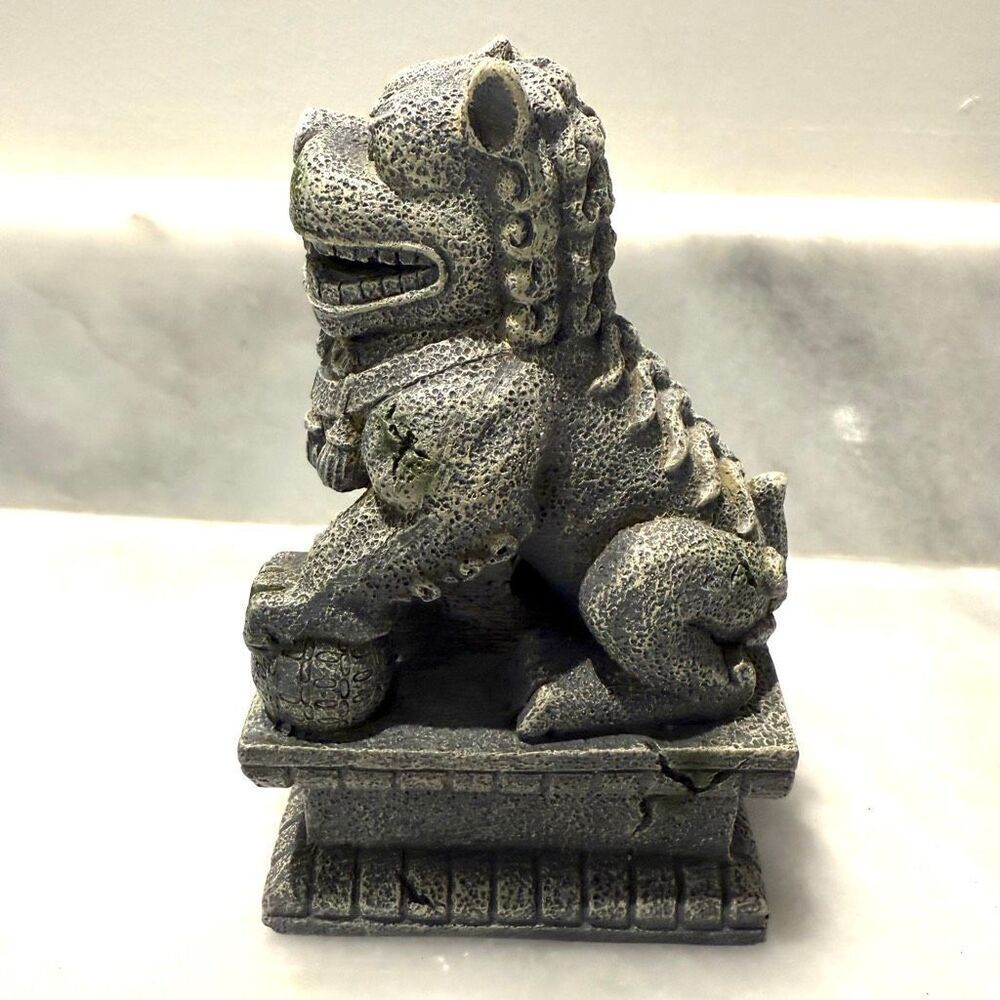 Chinese Guardian Lion Foo Dog Resin Statue Figurine Gray